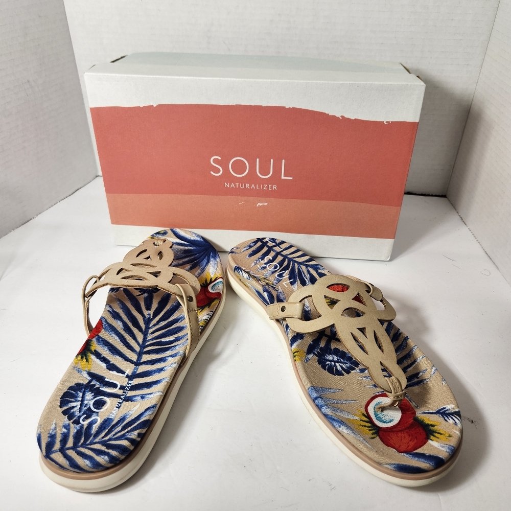 Naturalizer Soul flip flops beige tan size 10